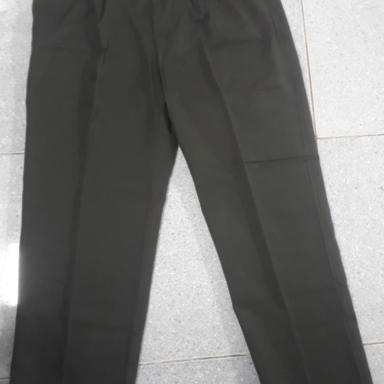  quần kaki thành công màu xanh rêu